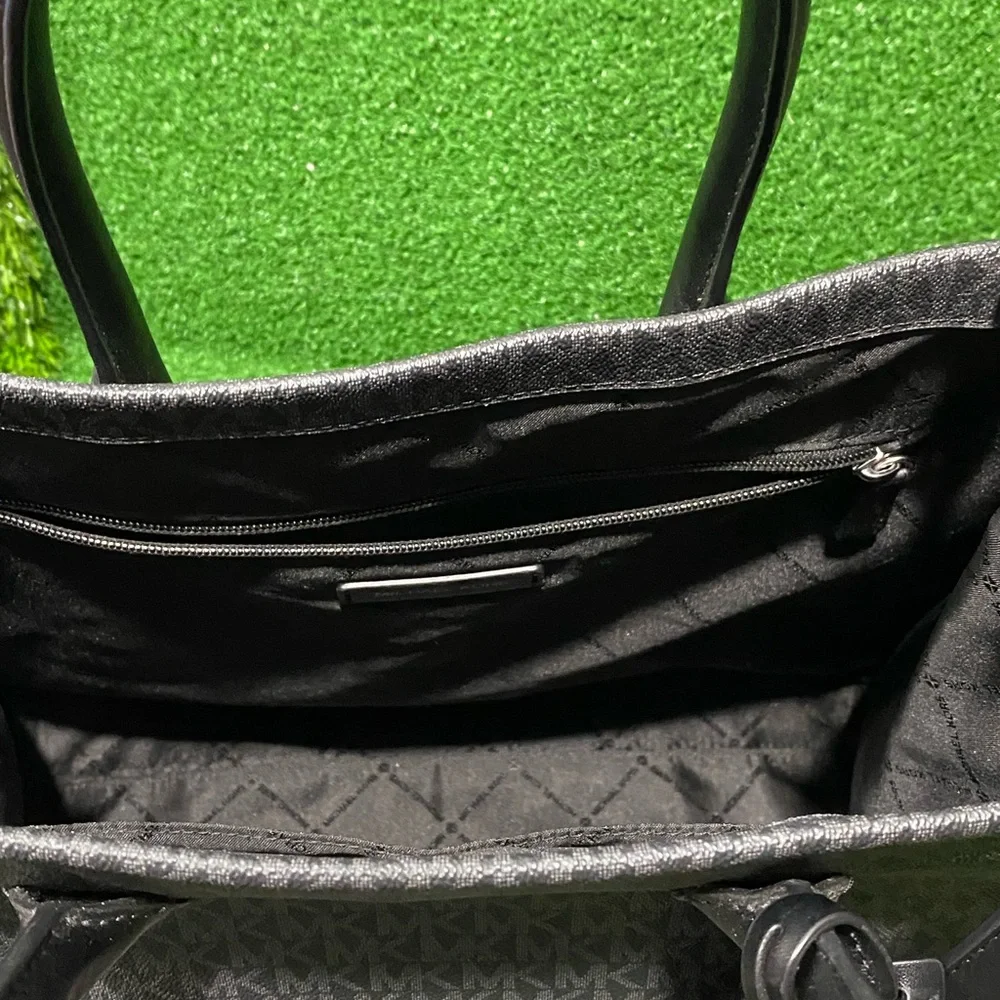 Michael Kors Black Signature Tote Bag With Wallet 13”x15”x7”